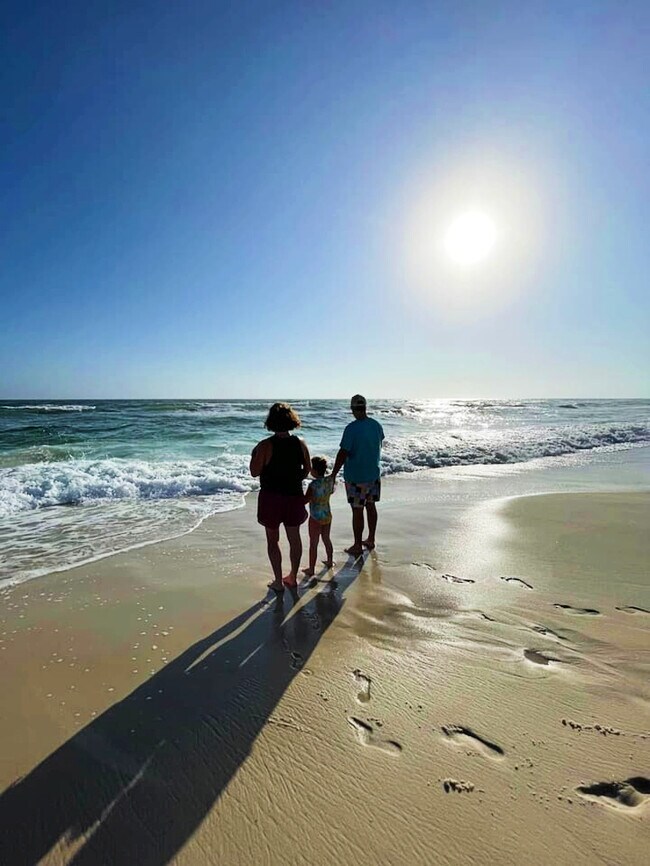 Building Photo - 14289 Beach Heather Ct