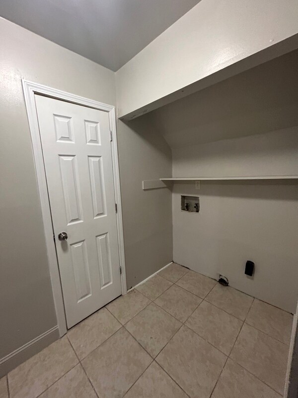 Building Photo - 9109 Troon Ln