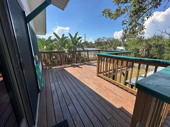 Building Photo - 6951 Middleton Ave