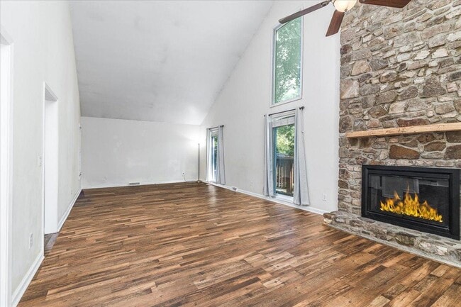 Building Photo - 5708 Bridlewood Dr