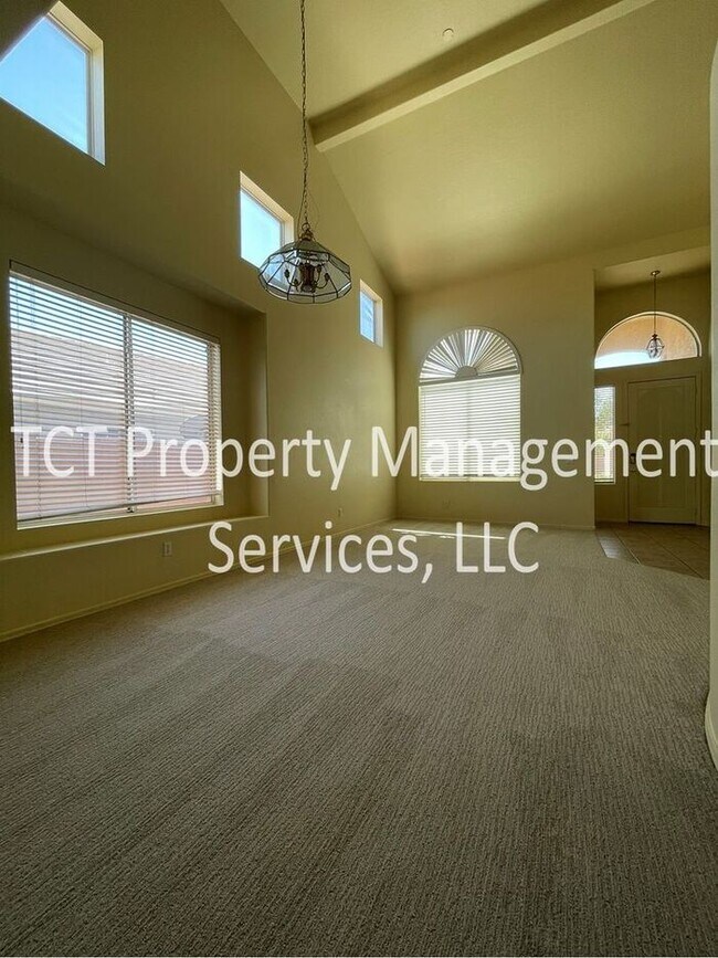 Building Photo - Gorgeous Home Now Available in Desirable L...