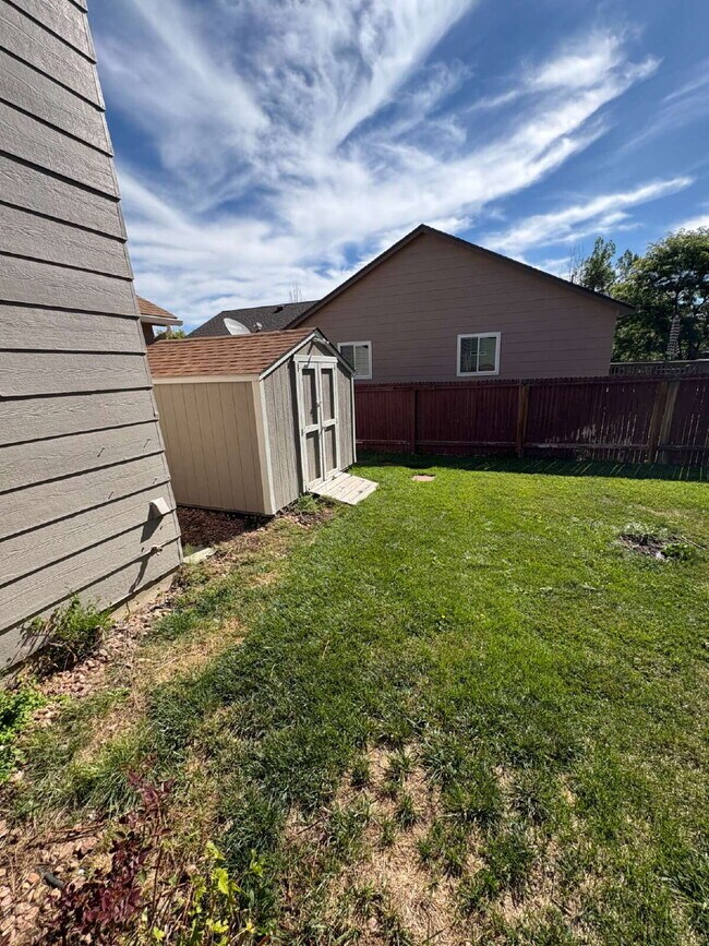 Building Photo - 4 bedroom - Canoe Creek