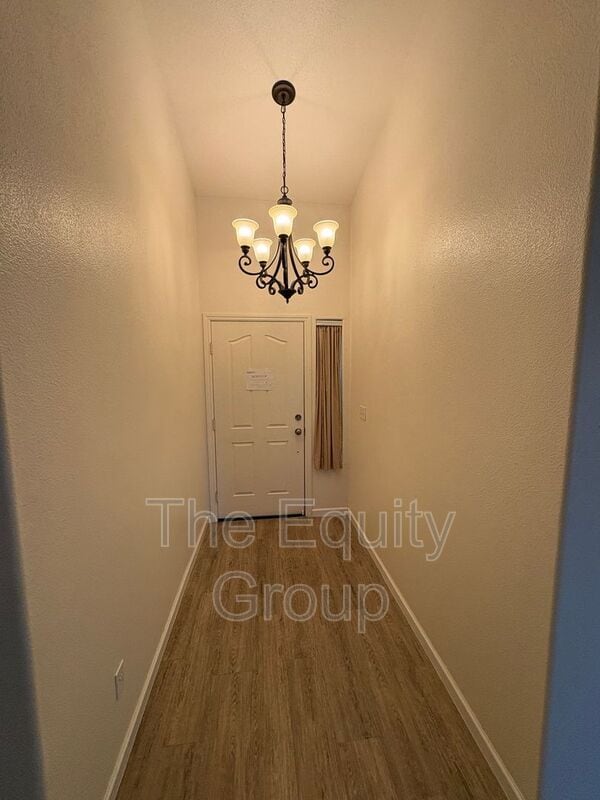 Building Photo - 2322 E Beech Ct