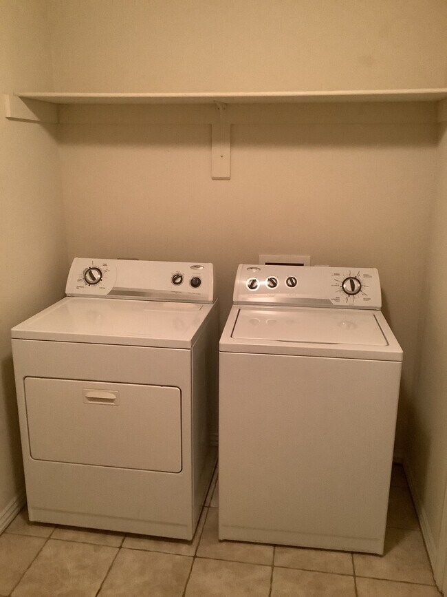 Clothes Washer and Dryer provided - 431 Firewood Dr