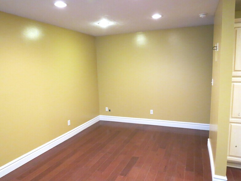 Living Room - 73 F St E