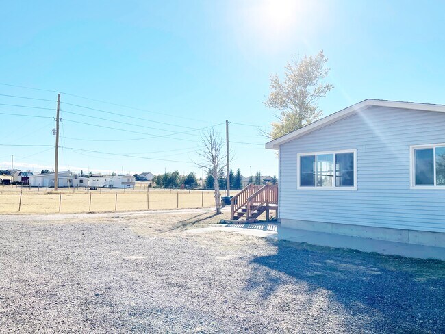 Building Photo - 3512 Welchester Dr