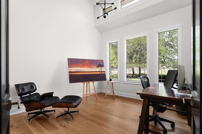 Building Photo - 12532 Triple Creek Dr
