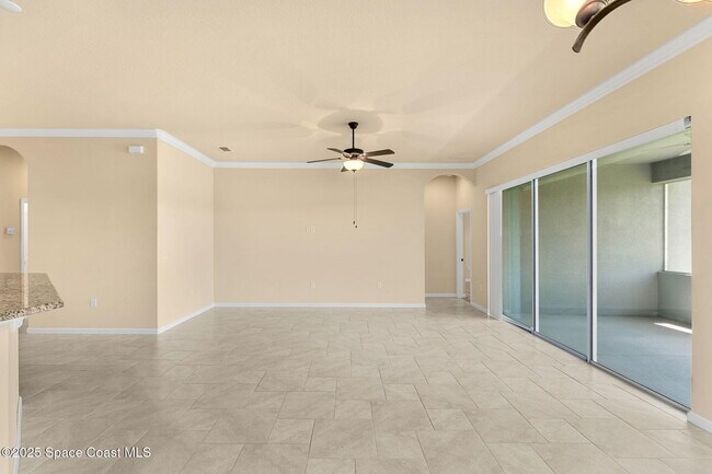 Building Photo - 3720 Alamanda Key Dr