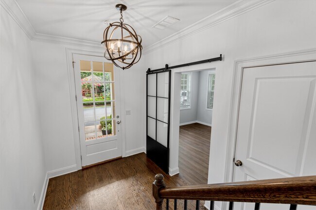Building Photo - 1260 Lullwater Park Cir