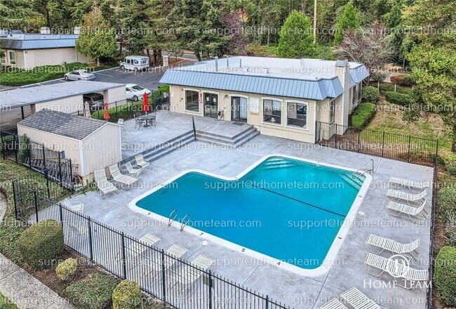 Building Photo - "RARE Downtown Bellevue Condo with Attache...