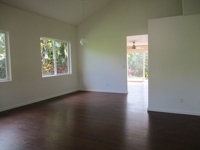 Building Photo - Gorgeous Home in Kua'aina Ridge