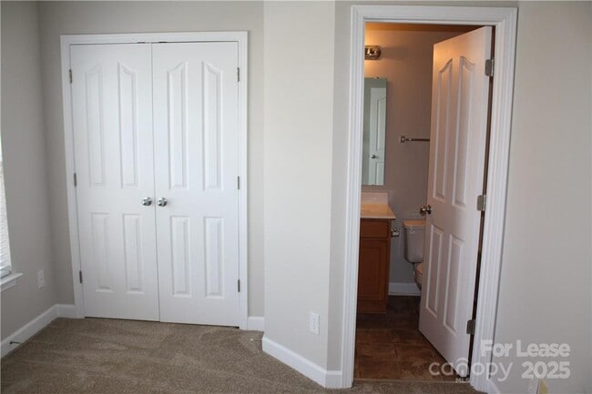 Building Photo - 13316 Calloway Glen Dr