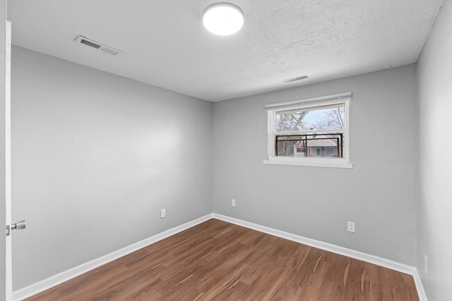 Building Photo - 2707 Woodland Ave