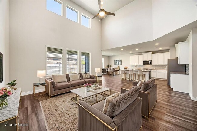 Building Photo - 31214 Gullwing Manor Dr