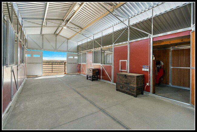 Building Photo - 3 Acre Horse Ranch & Home Rental SE Boise ...