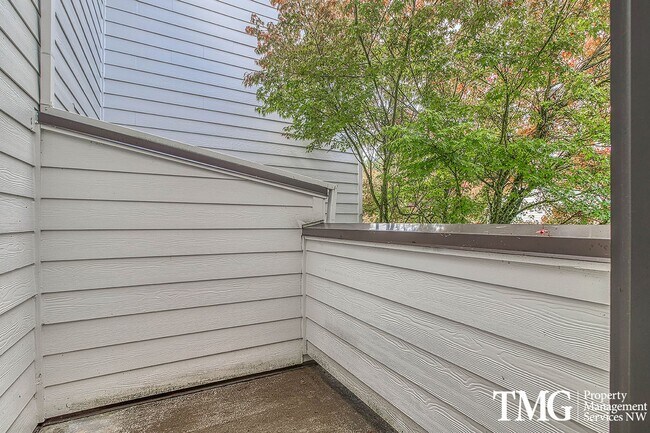 Building Photo - Bright & Open Living in Tanasbourne Tech Corridor