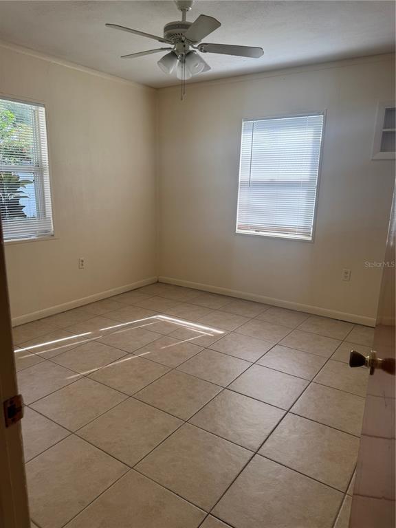 Building Photo - 2311 Bougainvillea St
