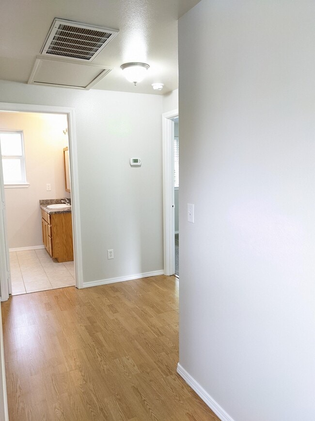 Building Photo - 1073 Havenwood Dr