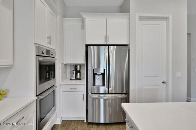 Building Photo - 102 Seabrook Dr