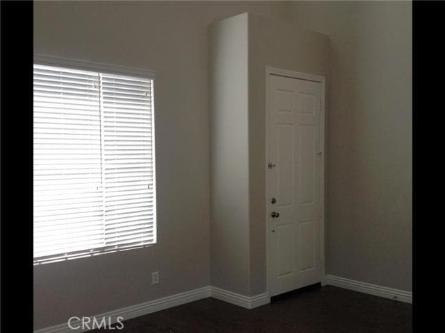 Building Photo - 16345 Creekside Pl