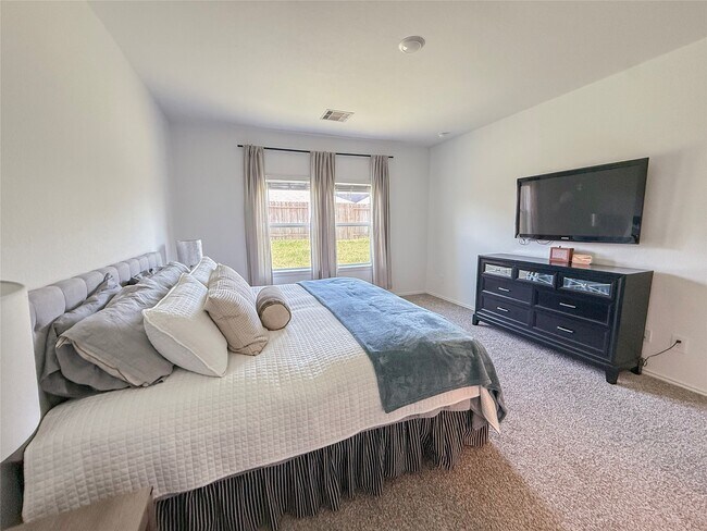 Building Photo - 12346 TRANQUIL Pnes Dr