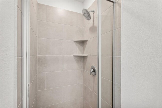 Building Photo - 212 Seven Seas Dr