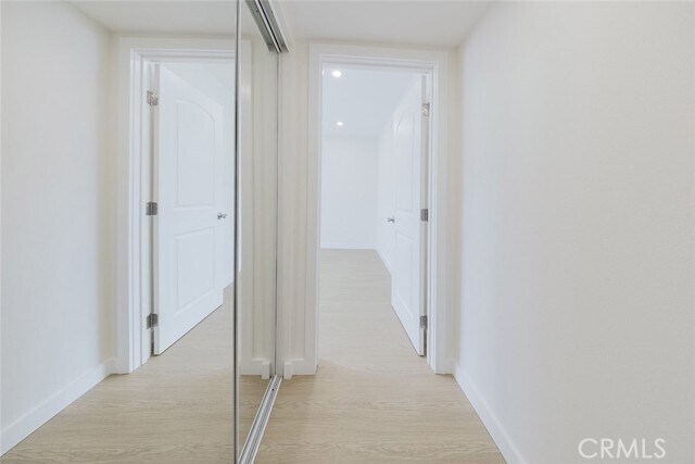 Building Photo - 620 S Lake St