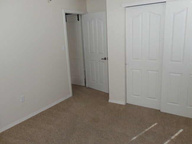 Building Photo - 11232 Whitey Ford St