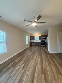 Building Photo - Brand New Duplex!