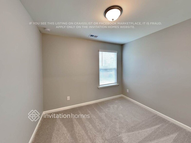 Building Photo - 143 Webster Cir