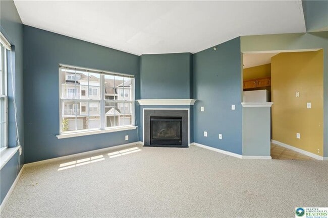 Building Photo - 917 Eden Terrace