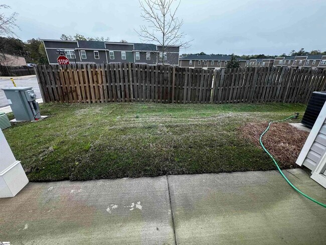 Building Photo - 617 Green Wigeon Rd