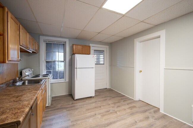 Building Photo - 500 2nd St