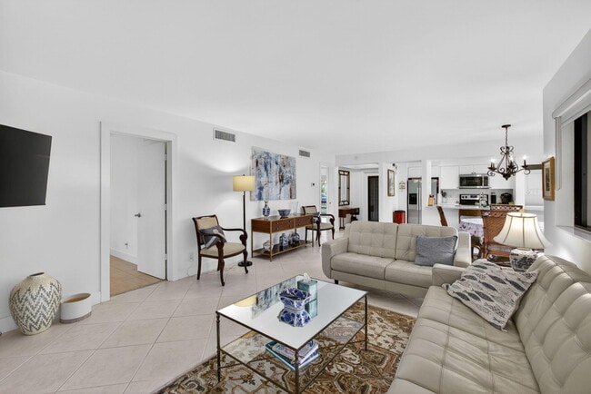 Building Photo - 611 Brackenwood Cove