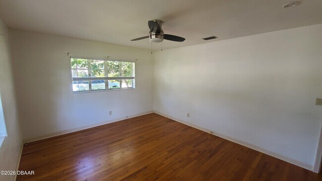 Building Photo - 4 Pleasant View Cir