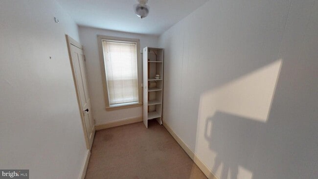 Building Photo - 8514 Shawnee St