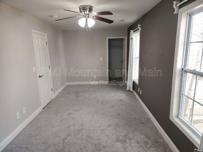 Building Photo - 52 Kirby Rd