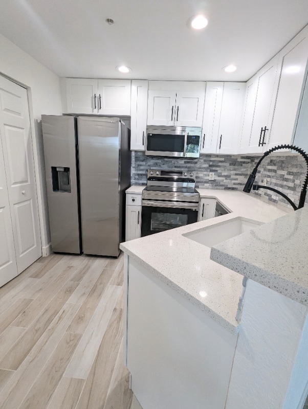 Building Photo - 1805 N Flagler Dr