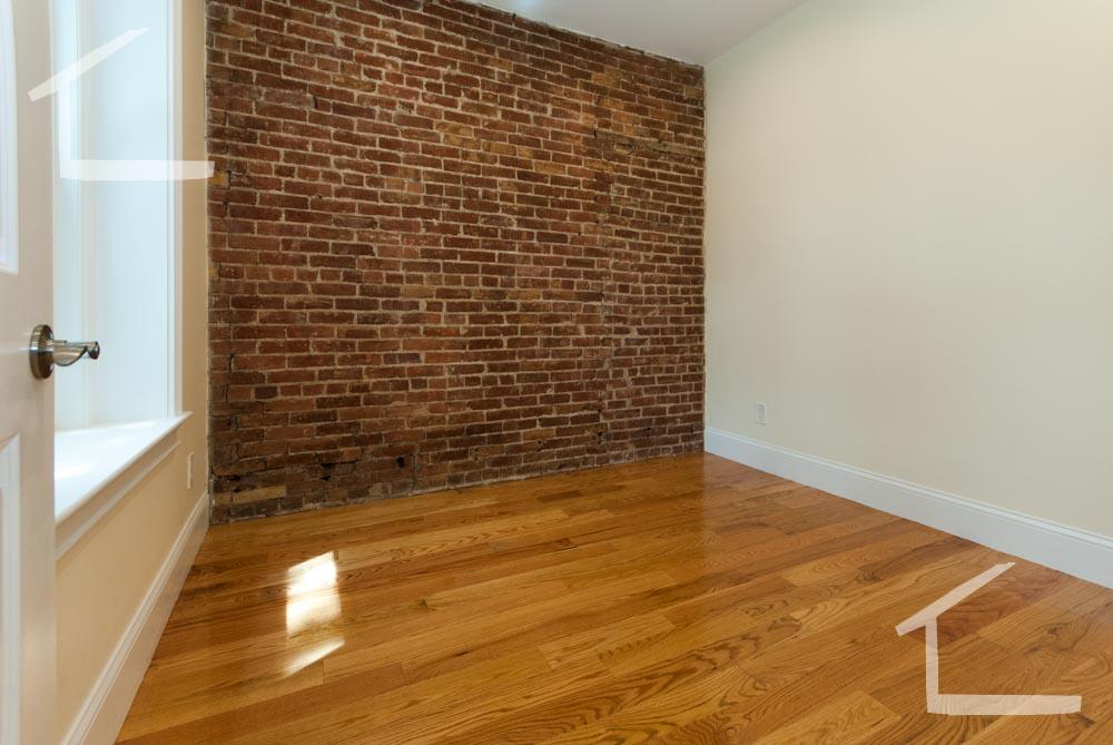 Building Photo - 79 Brighton Ave