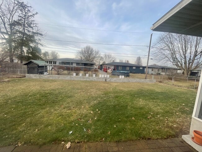 Building Photo - 2832 Longfield Rd