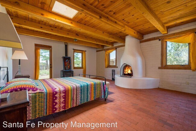 Building Photo - 4 br, 2 bath House - 5 Casa Del Oro Loop