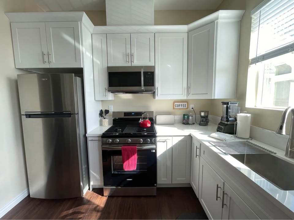 Building Photo - 862 Via Vis Dr N