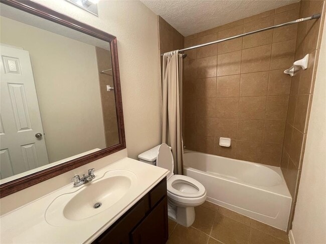 Building Photo - 14110 Pawnee Bend Dr