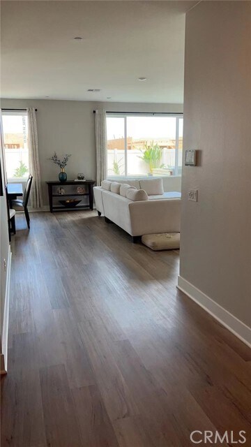 Building Photo - 16559 Pathfinder Ave