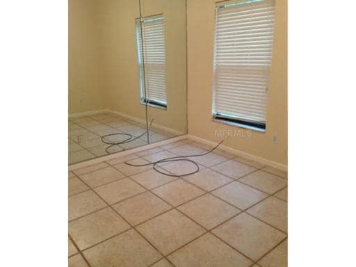 Building Photo - Lovely home on huge corner lot, near UCF!