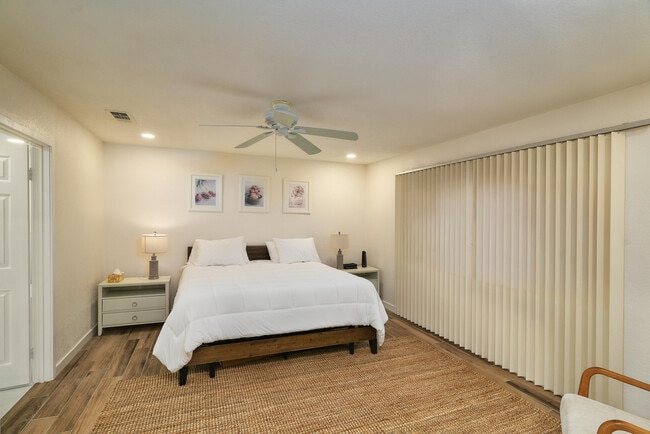 Building Photo - 84 Presidio Pl