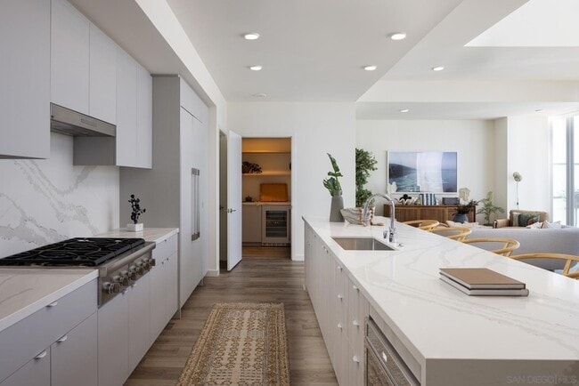 Building Photo - 1011 Union St