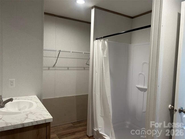 Building Photo - 128 Gatewood Dr