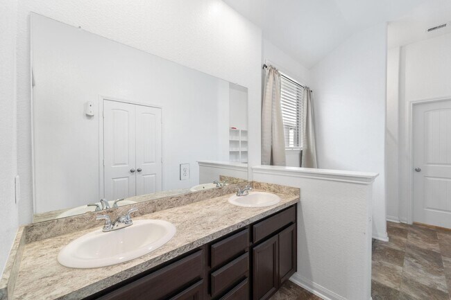 Building Photo - 10750 Nathaniel Valley Path