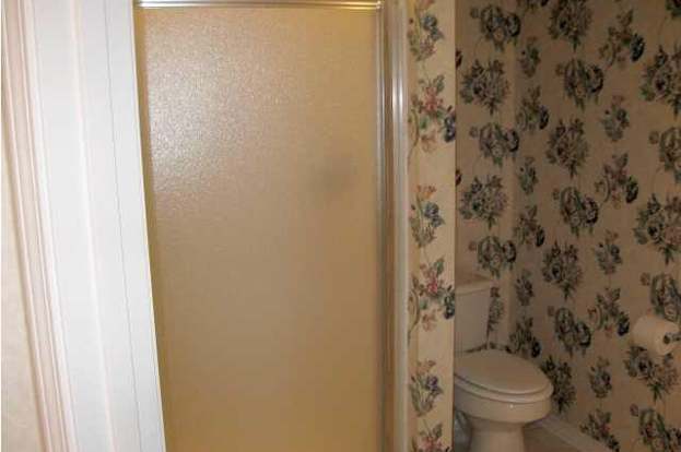 Building Photo - 4114 Oak Pointe Dr